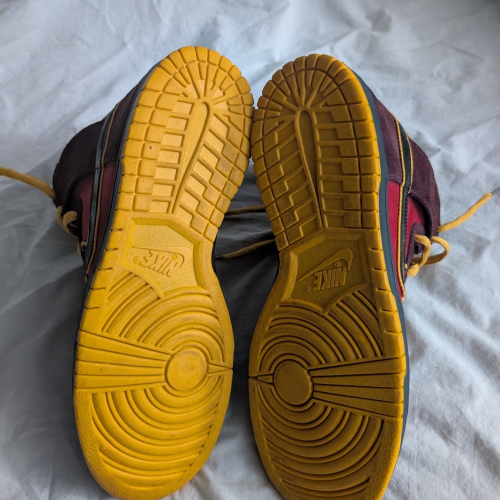 Nike Dunk High Premium SB in Red, Black & Yellow - Picture 3 of 5